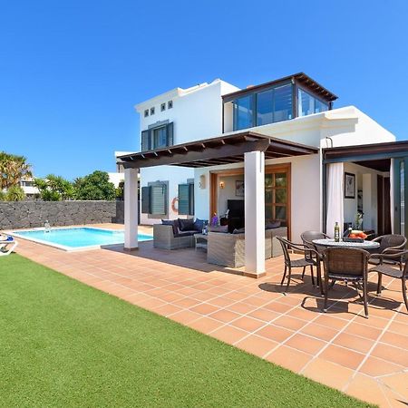 Hipoclub Villas, "Rosa" Villa Playa Blanca  Bagian luar foto