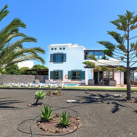 Hipoclub Villas, "Rosa" Villa Playa Blanca  Bagian luar foto