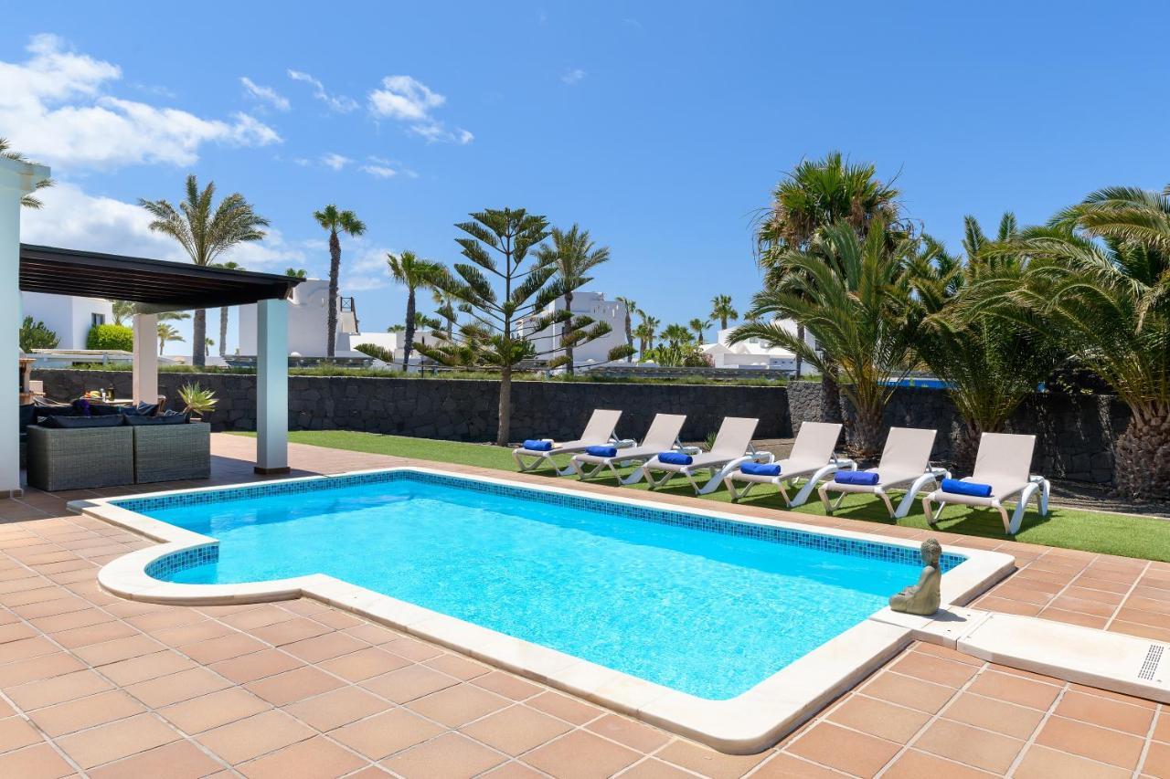 Hipoclub Villas, "Rosa" Villa Playa Blanca  Bagian luar foto
