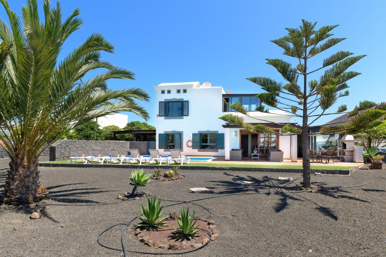 Hipoclub Villas, "Rosa" Villa Playa Blanca  Bagian luar foto