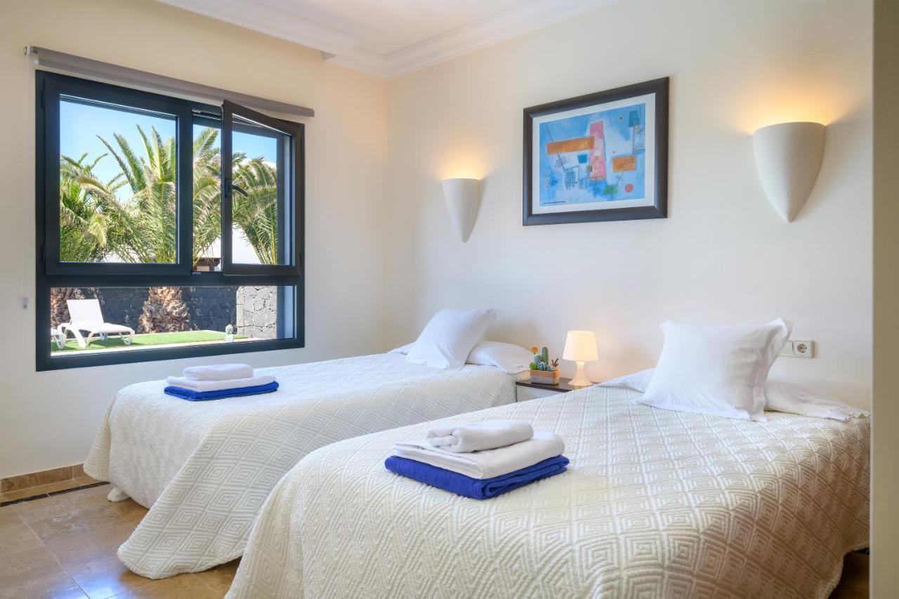 Hipoclub Villas, "Rosa" Villa Playa Blanca  Bagian luar foto